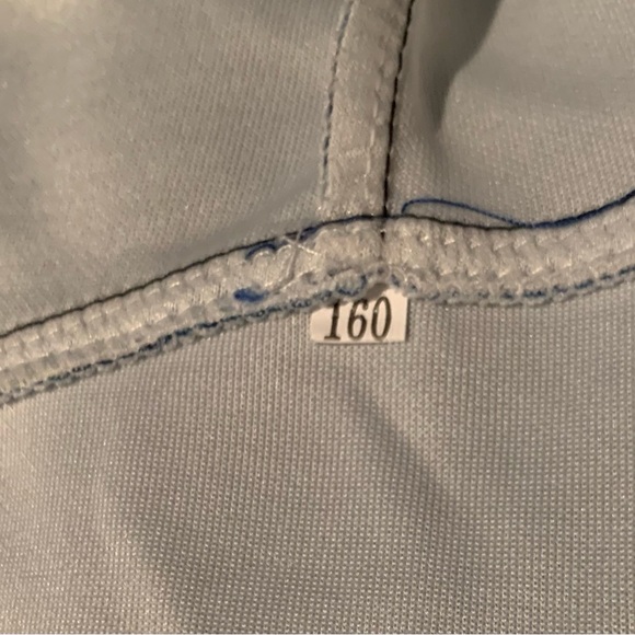 Kid’s sweatshirt    3/$40 - Picture 4 of 4